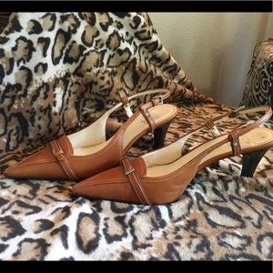 FLASH SALE 🤩🤩🤩Circa Joan & David Comfort 365